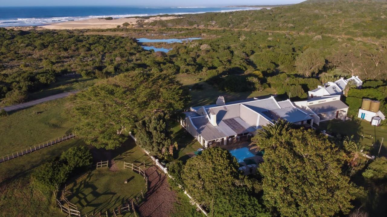 Oyster Bay Lodge Exterior photo